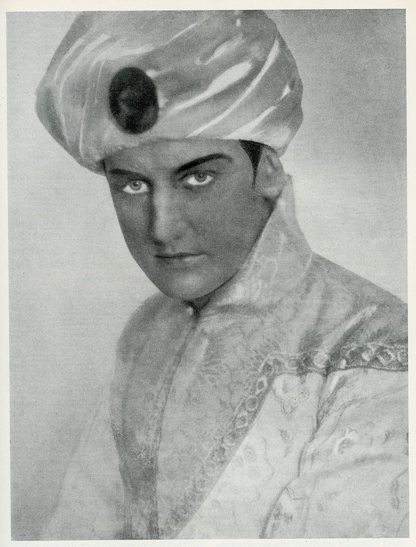 Bild: Einar Beyron som Calàf vid Stockholmsoperans första framförande av Turandot, 1927